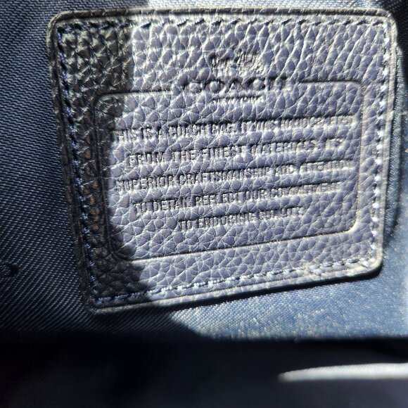 Coach New York Turn-lock Hobo Bag Pebbled Navy - Picture 9 of 9